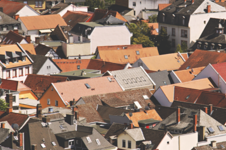 >Housing Solutions Platform debate: How to finance prevention of homelessness through EU funds?